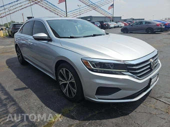 2021 Volkswagen Passat 2.0T SE - miniatura 4