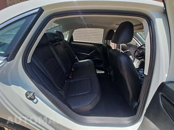 2021 Volkswagen Passat 2.0T SE - miniatura 16