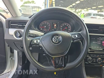 2021 Volkswagen Passat 2.0T SE – miniatura 10