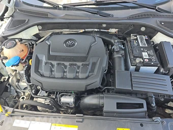 2021 Volkswagen Passat 2.0T SE – miniatura 15