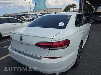 2021 Volkswagen Passat 2.0T SE – miniatura 4