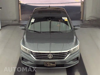 2021 Volkswagen Passat 2.0T SE - miniatura 2