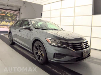 2021 Volkswagen Passat 2.0T SE - miniatura 3