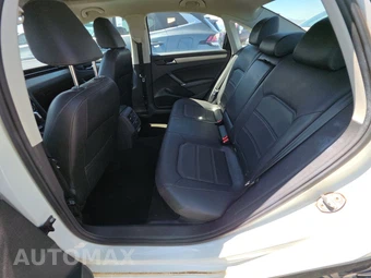2021 Volkswagen Passat 2.0T SE - miniatura 13