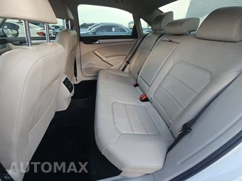 2021 Volkswagen Passat 2.0T SE - miniatura 13