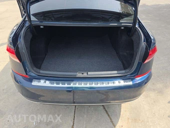 2021 Volkswagen Passat 2.0T SE - miniatura 11