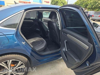 2021 Volkswagen Passat 2.0T SE - miniatura 13