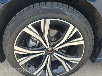 2021 Volkswagen Passat 2.0T SE - miniatura 20