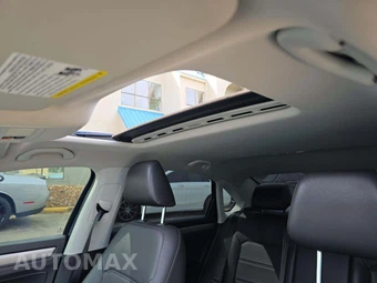 2021 Volkswagen Passat 2.0T SE - miniatura 8
