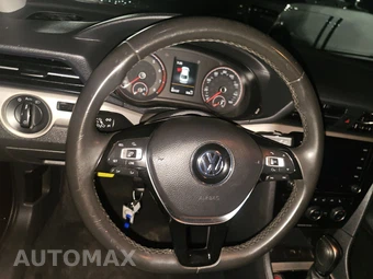 2021 Volkswagen Passat 2.0T SE - miniatura 10