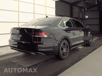 2021 Volkswagen Passat 2.0T SE - miniatura 4