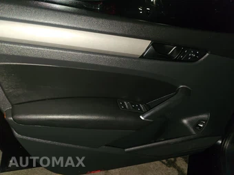2021 Volkswagen Passat 2.0T SE - miniatura 9