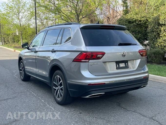 2021 Volkswagen Tiguan 2.0T SE - miniatura 10