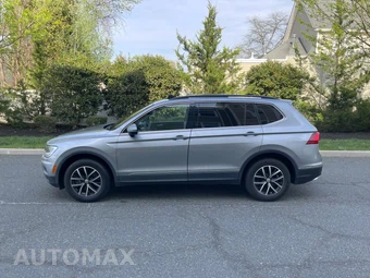 2021 Volkswagen Tiguan 2.0T SE - miniatura 12