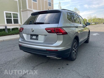 2021 Volkswagen Tiguan 2.0T SE - miniatura 8