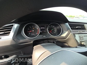 2021 Volkswagen Tiguan S – miniatura 12