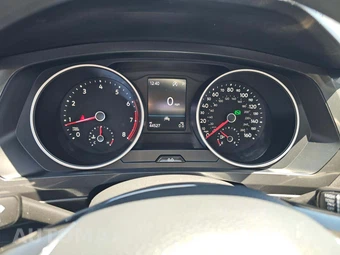 2021 Volkswagen Tiguan S – miniatura 6