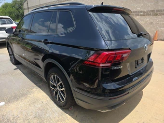 2021 Volkswagen Tiguan S - miniatura 2
