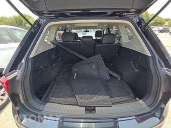 2021 Volkswagen Tiguan SE - miniatura 16