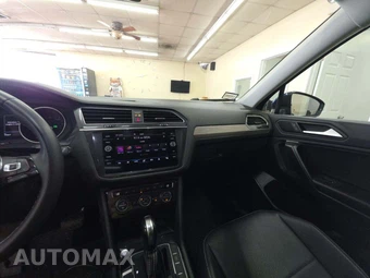 2021 Volkswagen Tiguan SE – miniatura 10