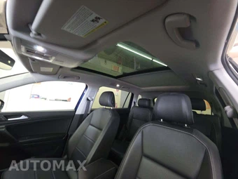 2021 Volkswagen Tiguan SE – miniatura 11