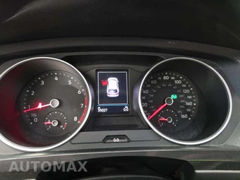 2021 Volkswagen Tiguan SE – miniatura 9