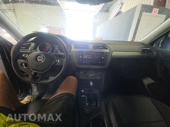 2021 Volkswagen Tiguan SE - miniatura 11