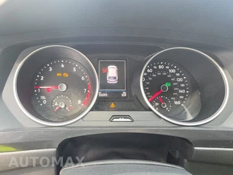 2021 Volkswagen Tiguan SE - miniatura 12