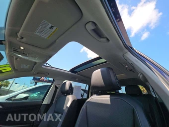 2021 Volkswagen Tiguan SE – miniatura 11