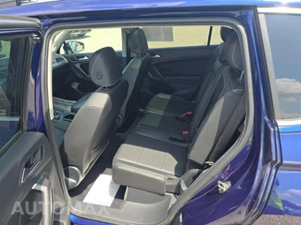 2021 Volkswagen Tiguan SE – miniatura 13