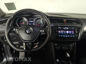 2021 Volkswagen Tiguan SE - miniatura 11