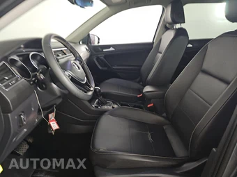 2021 Volkswagen Tiguan SE - miniatura 7