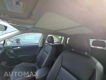 2021 Volkswagen Tiguan SE – miniatura 11