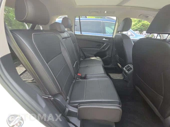 2021 Volkswagen Tiguan SE – miniatura 16
