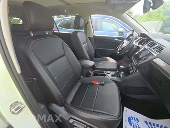 2021 Volkswagen Tiguan SE – miniatura 18