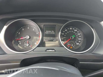 2021 Volkswagen Tiguan SE – miniatura 9
