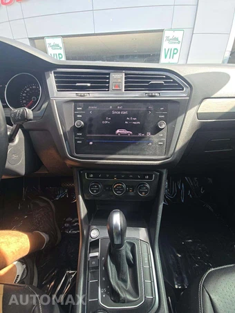 2021 Volkswagen Tiguan SE - miniatura 7