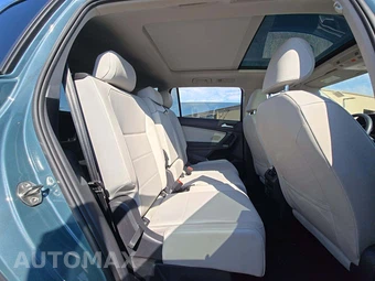 2021 Volkswagen Tiguan SE - miniatura 17
