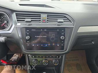 2021 Volkswagen Tiguan SE - miniatura 10