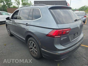 2021 Volkswagen Tiguan SE - miniatura 2