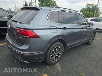 2021 Volkswagen Tiguan SE - miniatura 3