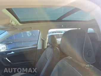 2021 Volkswagen Tiguan SE – miniatura 18