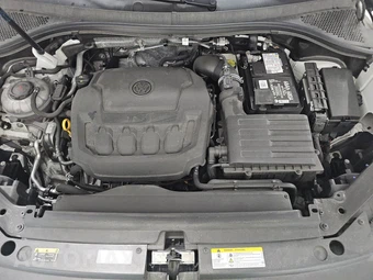 2021 Volkswagen Tiguan SE – miniatura 16