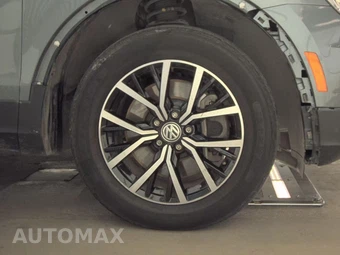 2021 Volkswagen Tiguan SE – miniatura 10