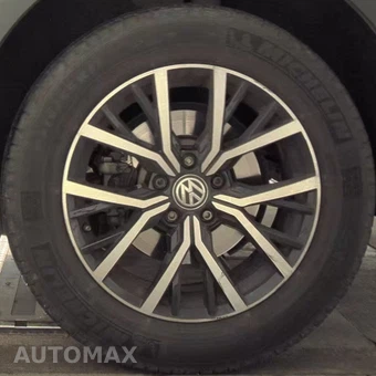 2021 Volkswagen Tiguan SE – miniatura 30