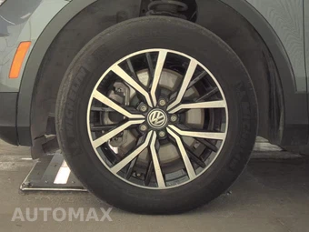 2021 Volkswagen Tiguan SE – miniatura 9