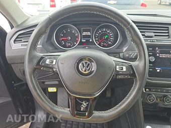 2021 Volkswagen Tiguan SE – miniatura 10