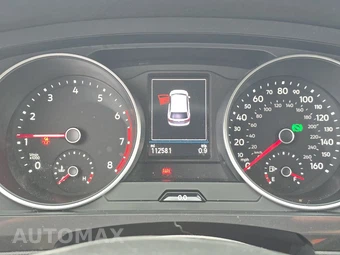 2021 Volkswagen Tiguan SE – miniatura 12