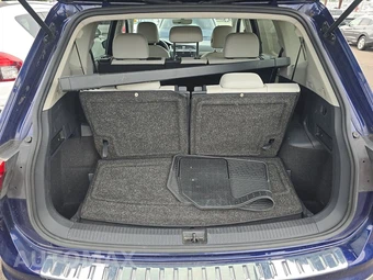 2021 Volkswagen Tiguan SE – miniatura 17