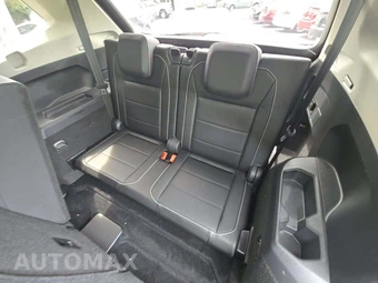 2021 Volkswagen Tiguan SE – miniatura 11